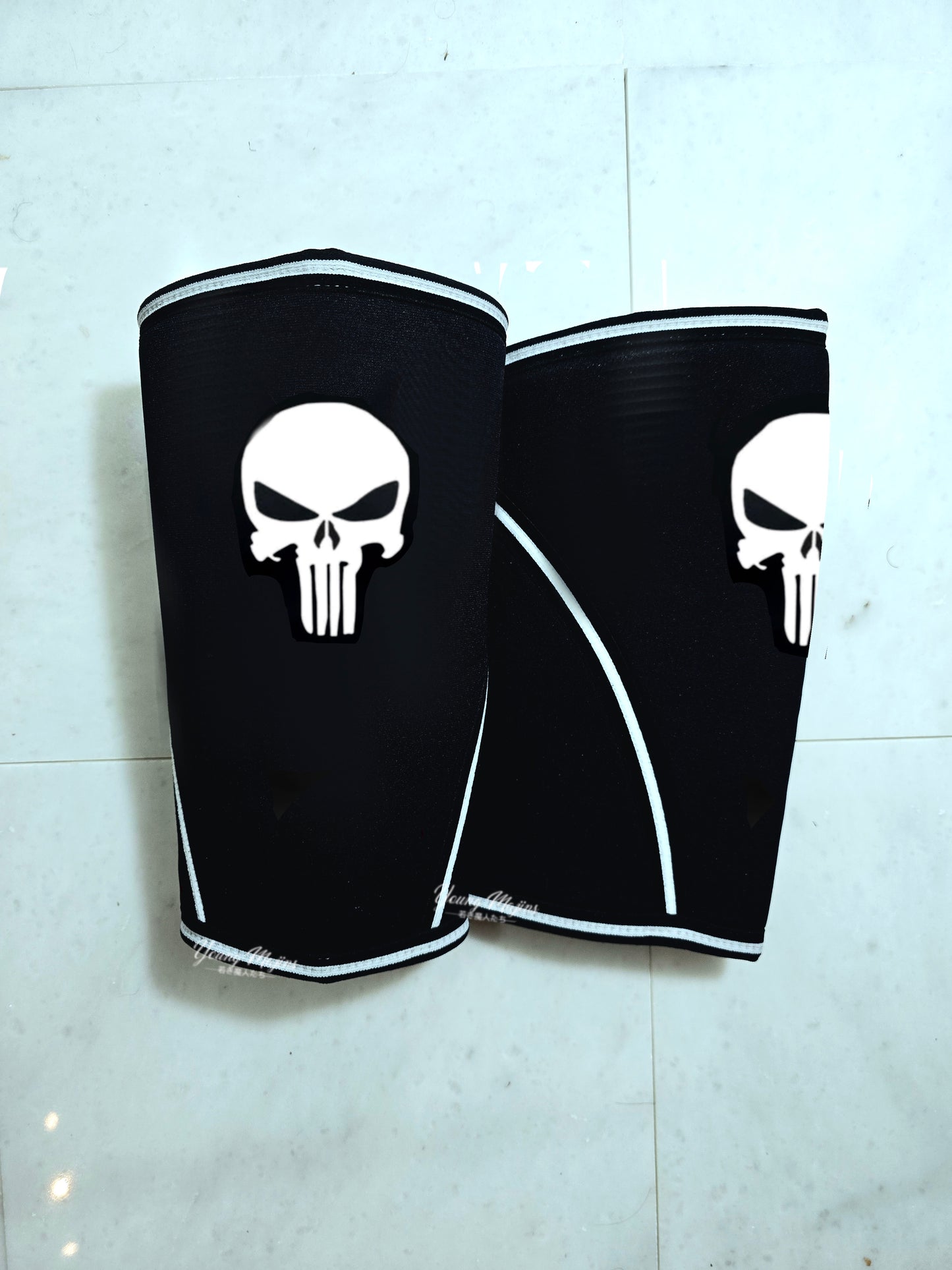 Skull "Punisher" Knee Pads